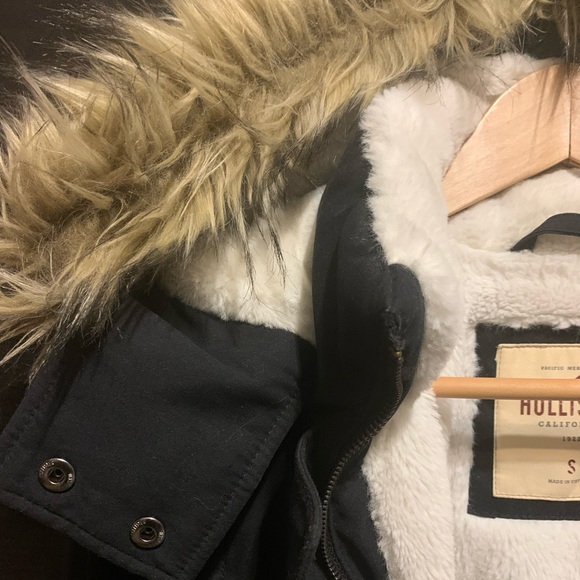 Hollister Parka with Removable Faux Fur Trim - Picture 2 of 6